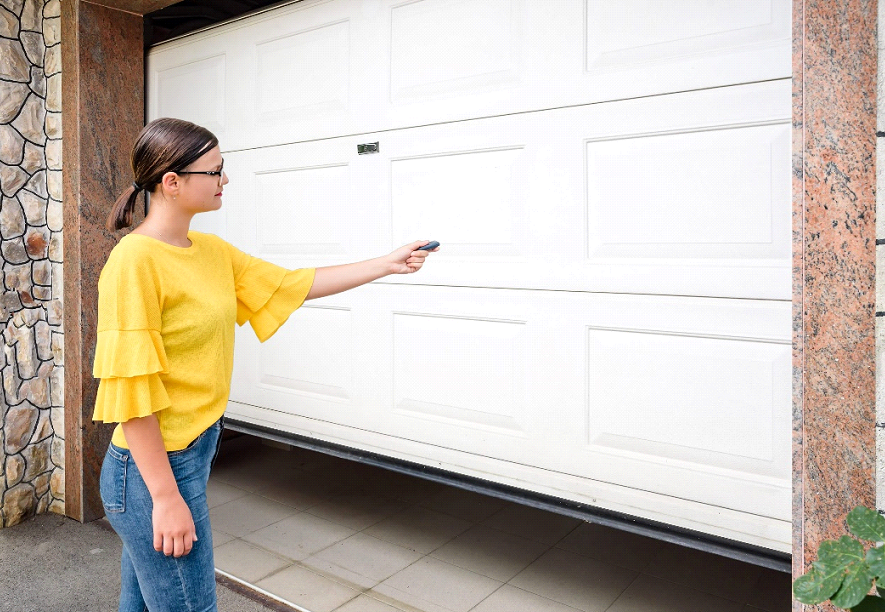 What to Consider When Choosing a Garage Door
